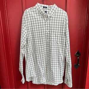 J.Crew Classic Dress Shirt! Like new! Size M